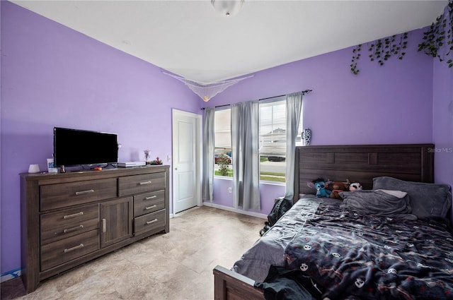 4662 Osprey Way, Winter Haven, FL 33881 - bedroom with vaulted ceiling