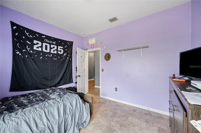 4662 Osprey Way, Winter Haven, FL 33881 - bedroom featuring baseboards