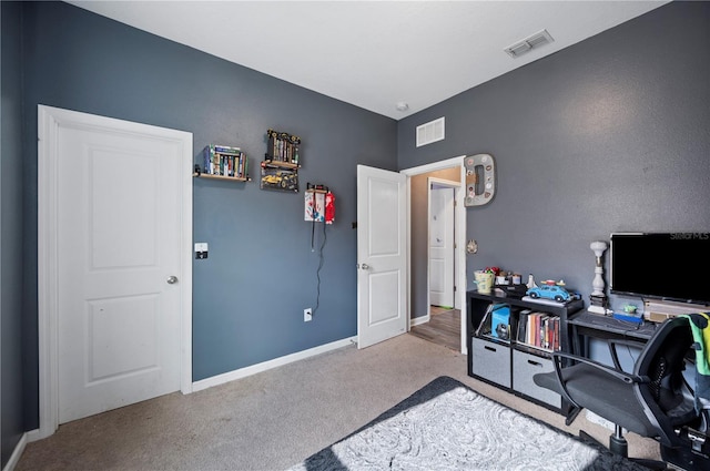 4662 Osprey Way, Winter Haven, FL 33881 - carpeted home office with baseboards