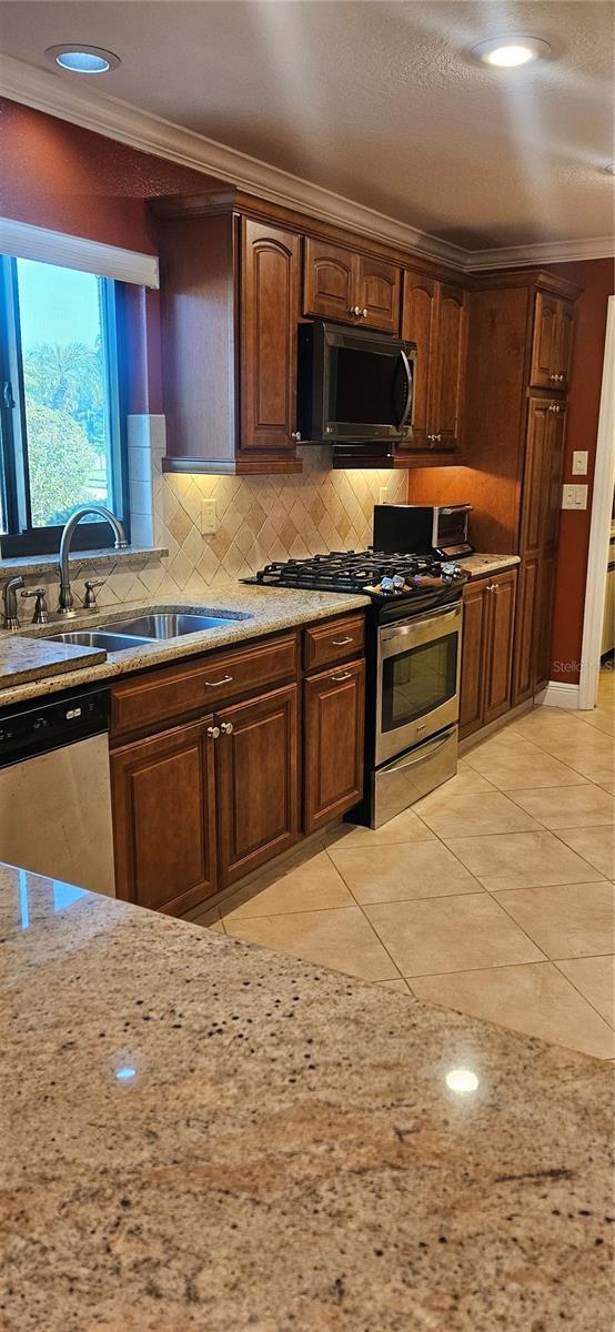 2688 Clubhouse Dr, Lake Wales, FL 33898 - photo 22