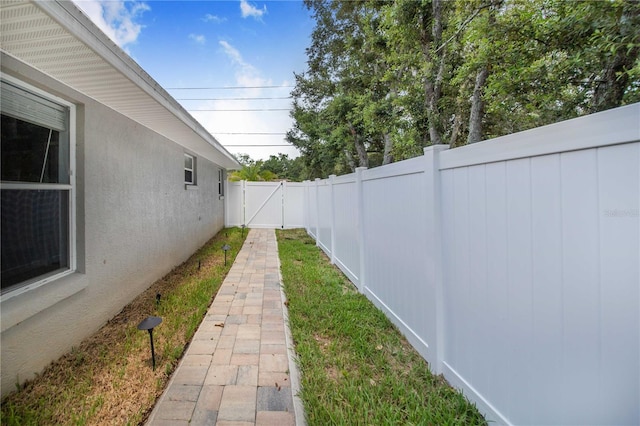 1823 N Olivia Dr, Avon Park, FL 33825 - fenced backyard with a gate