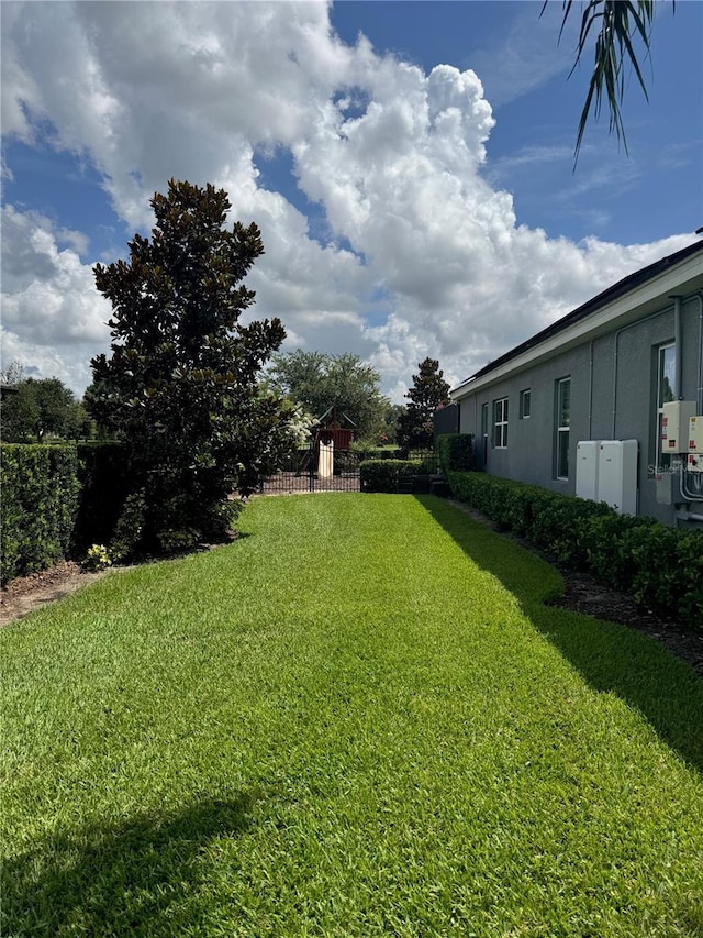 25863 Crossings Bluff Ln, Sorrento, FL 32776 - view of grassy yard