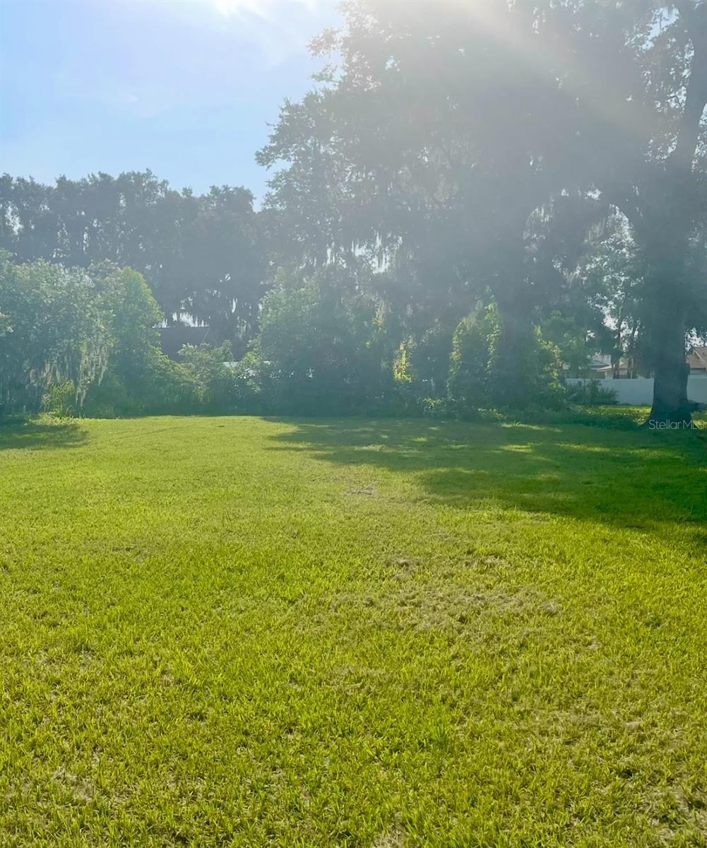 109 SE Pine Ave, Fort Meade, FL 33841 - photo 2