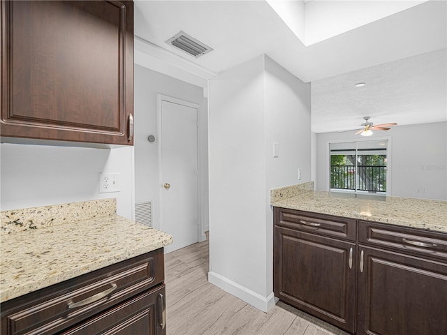 3811 N Oak Dr Unit E62, Tampa, FL 33611 - photo 15