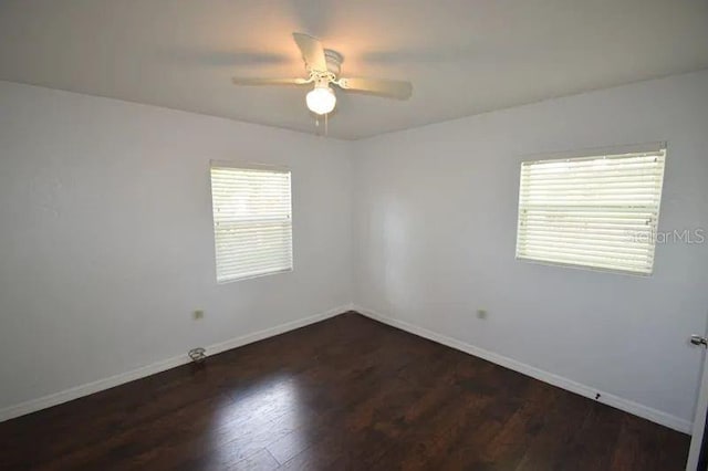 520 Oakland Rd, Auburndale, FL 33823 - unfurnished room featuring wood finished floors and a ceiling fan