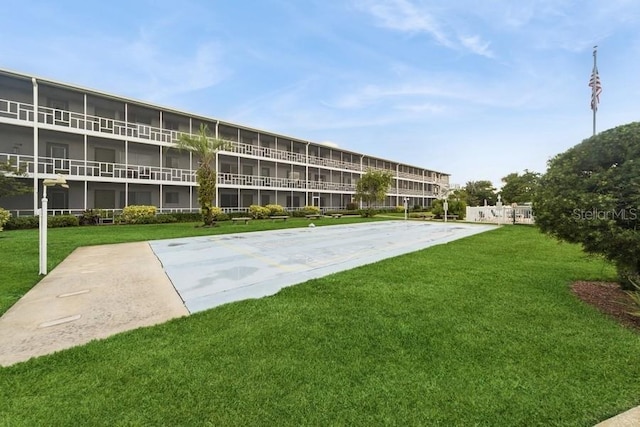 1700 6th St NW Unit A38, Winter Haven, FL 33881 - view of property's community featuring a lawn