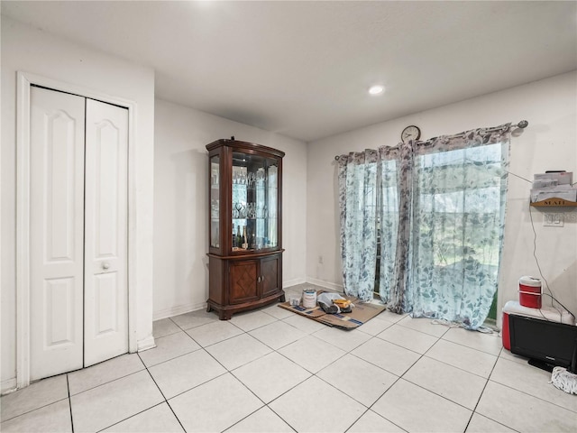 3747 Woodbury Hill Loop, Lakeland, FL 33810 - foyer entrance featuring light tile patterned floors and recessed lighting