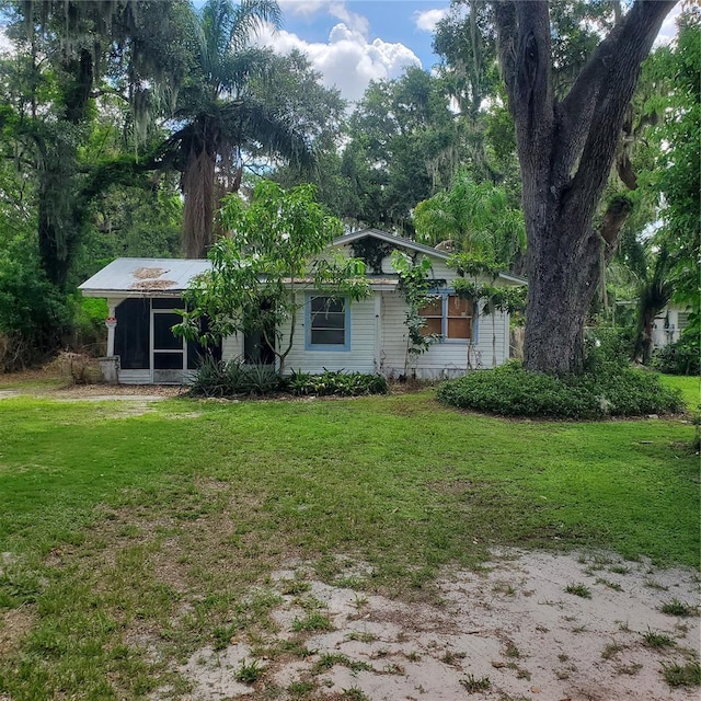 949 Lake St, Lake Hamilton, FL 33851 - photo 1