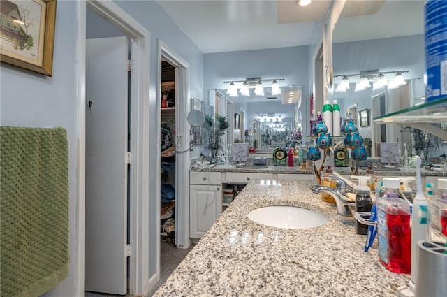 305 Hernando Rd, Winter Haven, FL 33884 - full bathroom featuring vanity