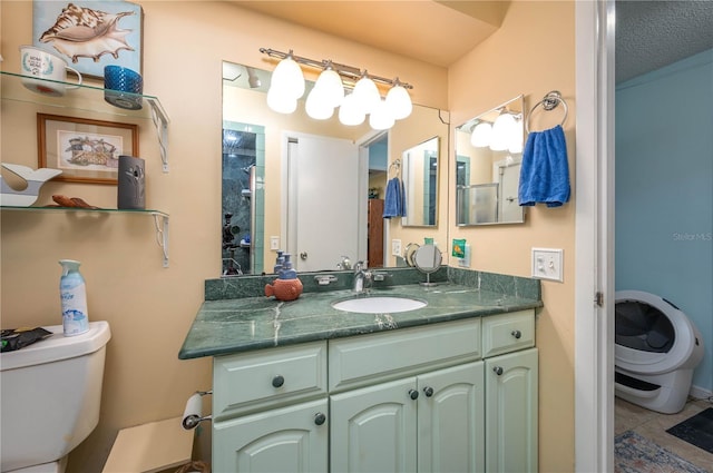 305 Hernando Rd, Winter Haven, FL 33884 - full bathroom with toilet and vanity