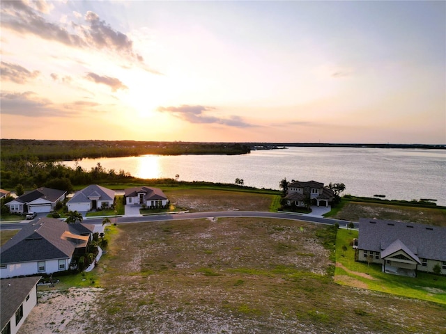 512 Adams View Ln, Auburndale, FL 33823
