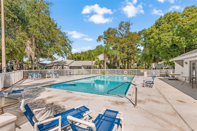 222 Carpenters Way Unit 73, Lakeland, FL 33805 - community pool with a patio