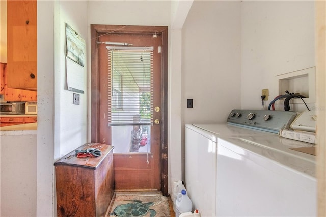4430 1st St NW, Lakeland, FL 33810 - washroom with separate washer and dryer