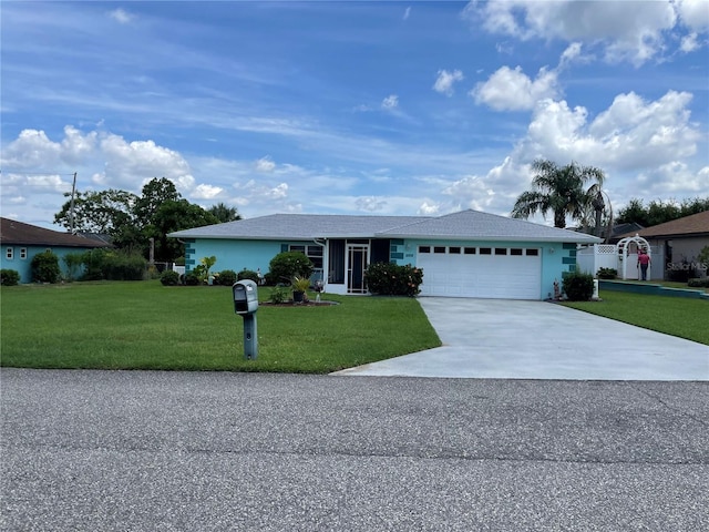 2818 Summit Dr, Sebring, FL 33870 - photo 1