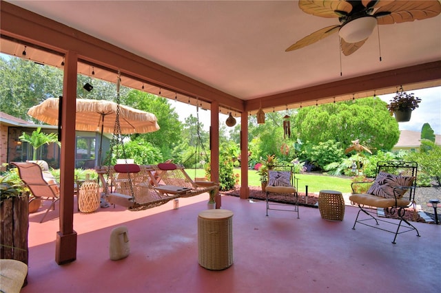 2814 Grapefruit Dr, Auburndale, FL 33823 - view of patio with ceiling fan