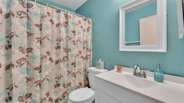 912 Whisper Lake Dr, Winter Haven, FL 33880 - bathroom featuring vanity and curtained shower