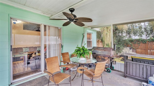 912 Whisper Lake Dr, Winter Haven, FL 33880 - sunroom / solarium with a ceiling fan and outdoor dining area