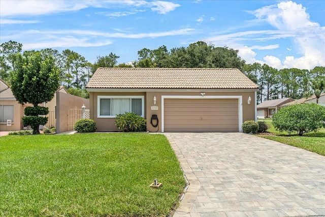 111 Las Flores, Winter Haven, FL 33884 - photo 1