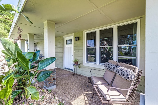 2056 Broken Arrow Trl N, Lakeland, FL 33813 - view of covered porch