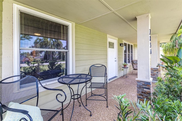 2056 Broken Arrow Trl N, Lakeland, FL 33813 - view of porch