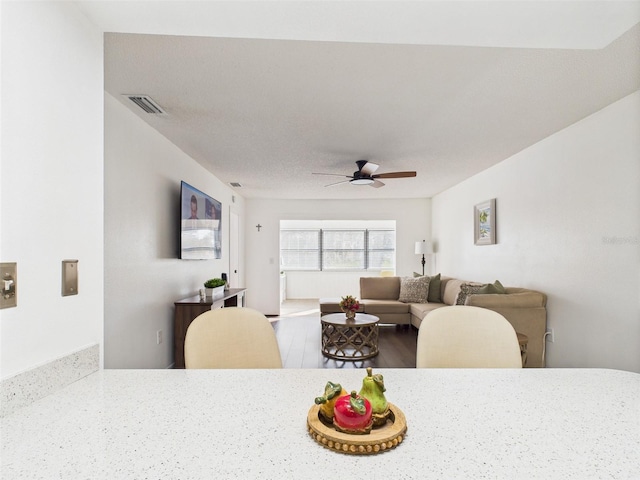 6104 Topher Trl Unit 6104, Mulberry, FL 33860 - photo 4