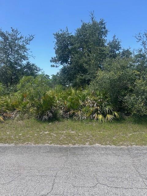 906 Hibiscus Dr, Indian Lake Estates, FL 33855 - photo 2