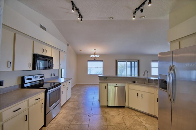 676 Berkley Pointe Dr, Auburndale, FL 33823 - photo 18