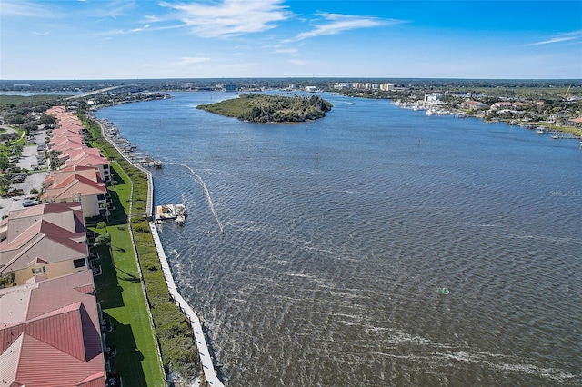 bird's eye view featuring a water view