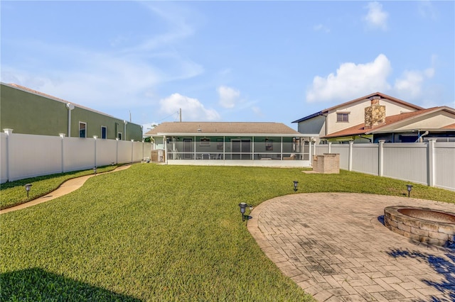 view of yard with a patio