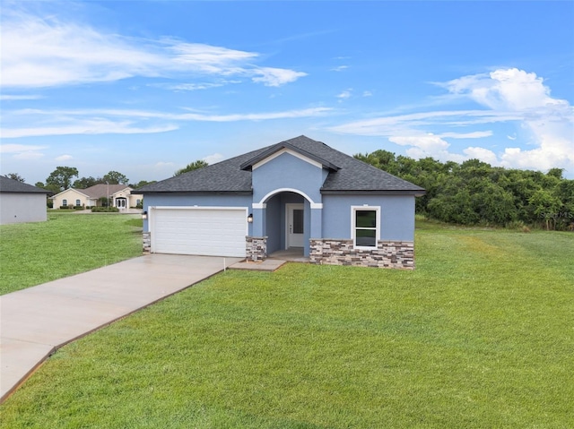 ranch-style home featuring stucco siding, a garage, stone siding, driveway, and a front lawn