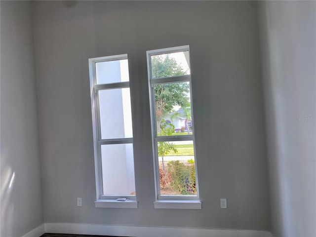spare room featuring a healthy amount of sunlight