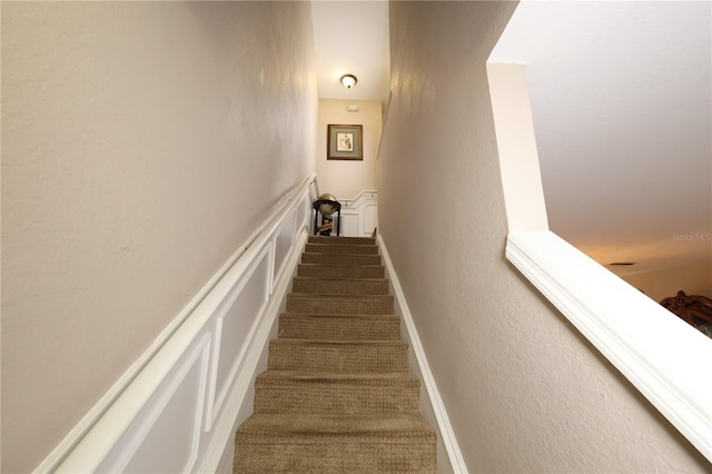 5002 Tideview Cir Unit 3, Orlando, FL 32819 - stairs featuring a textured wall