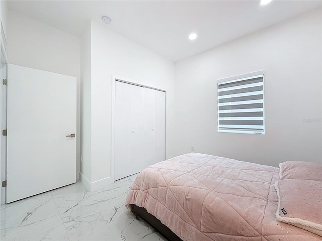 bedroom featuring a closet