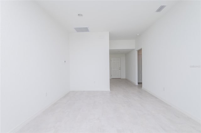 2203 Carson Loop, Lake Wales, FL 33859 - spare room featuring visible vents and baseboards