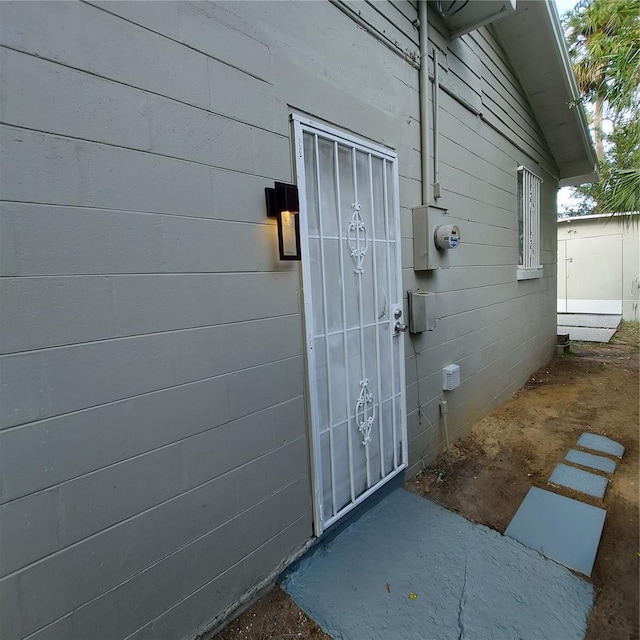 view of property entrance