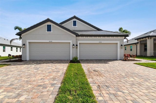 view of front of house featuring a garage