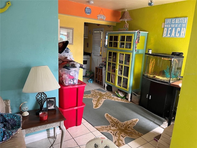 misc room featuring light tile patterned flooring