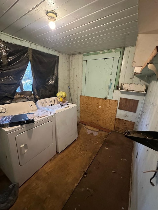 washroom with independent washer and dryer