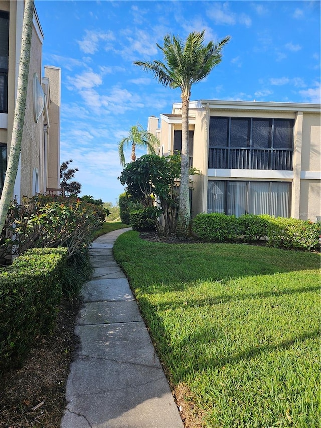 8744 54th Ave W Unit 8744, Bradenton, FL 34210 - surrounding community featuring a yard