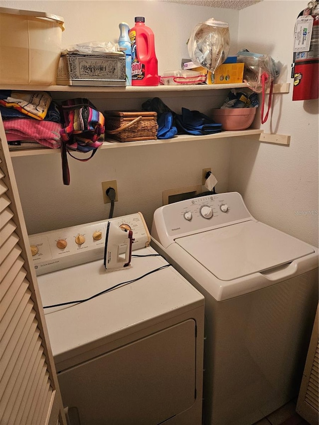 8744 54th Ave W Unit 8744, Bradenton, FL 34210 - clothes washing area featuring washer and clothes dryer