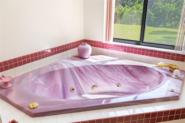 34 Misty Meadow Ln, Mulberry, FL 33860 - bathroom with a tub with jets