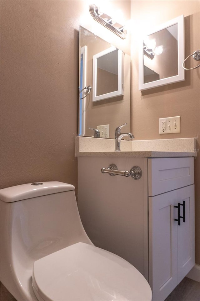 3426 Somerset Ave, Deltona, FL 32738 - bathroom with a textured wall and toilet