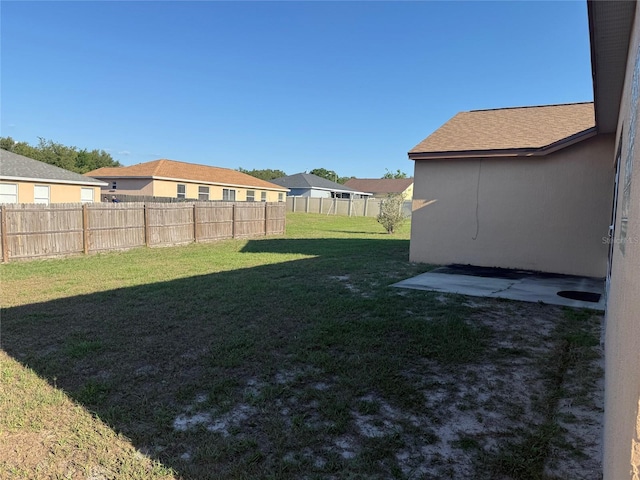 6608 Madeira Ave, Lakeland, FL 33811 - view of yard featuring a residential view