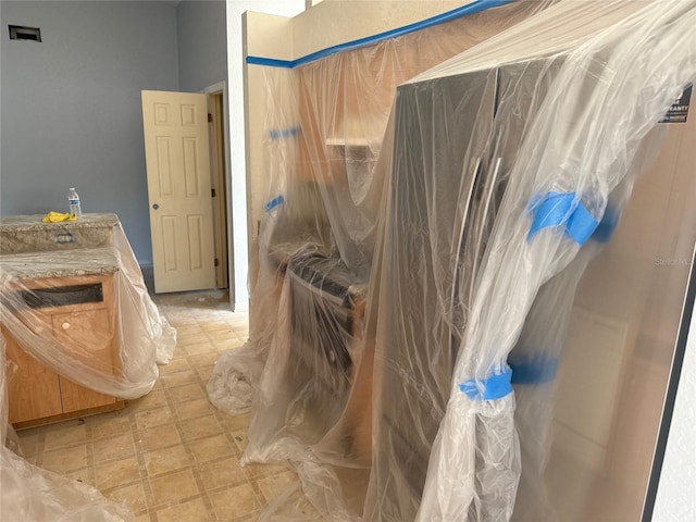 6608 Madeira Ave, Lakeland, FL 33811 - view of bathroom