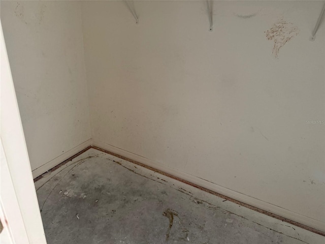 6608 Madeira Ave, Lakeland, FL 33811 - view of spacious closet