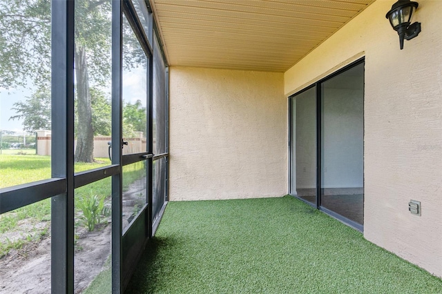 7863 Sugar Bend Dr Unit 7863, Orlando, FL 32819 - unfurnished sunroom featuring healthy amount of natural light
