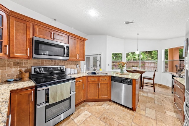 615 Maple Forest Dr, Orlando, FL 32825 - photo 2