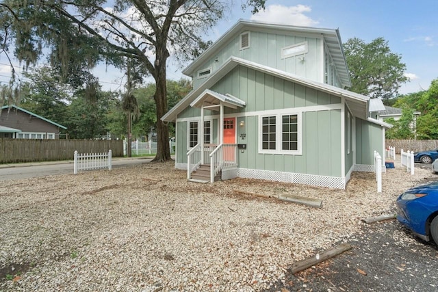 302 NW 7th Ter, Gainesville, FL 32601 - view of front facade featuring board and batten siding