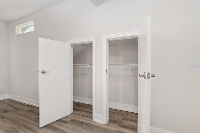 302 NW 7th Ter, Gainesville, FL 32601 - view of closet