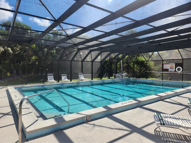 22481 Westchester Blvd Unit A19, Punta Gorda, FL 33980 - community pool with a lanai and a patio
